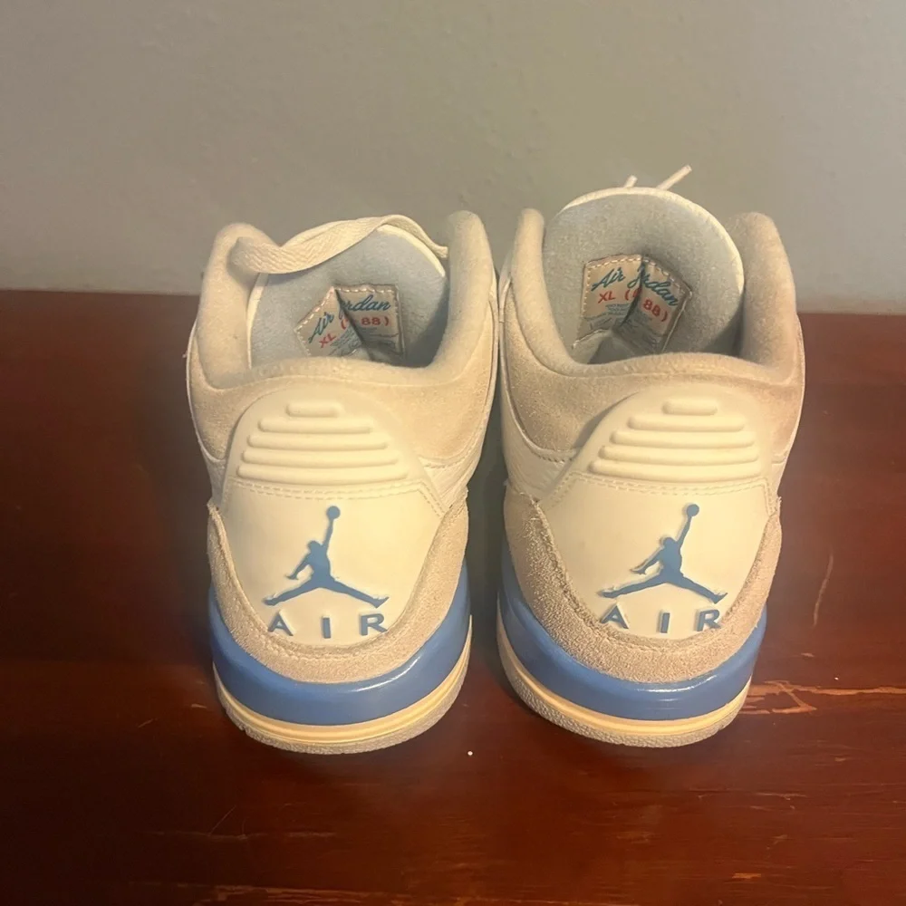 Entrupy White and Blue Retro 3 Air Jordan Lucky Shorts